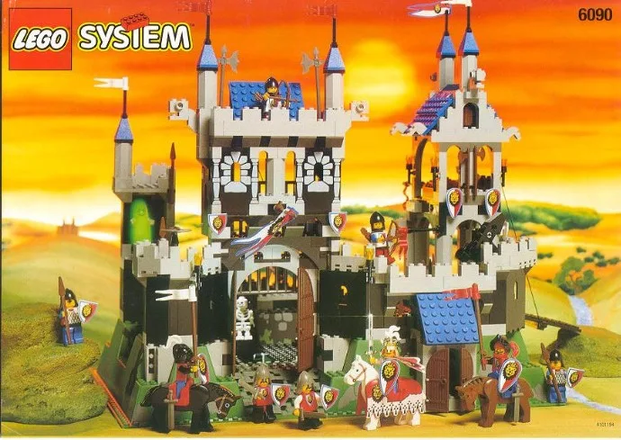 Dans le même style que le LEGO Château du chevalier royal (6090-1) | Brick Broker