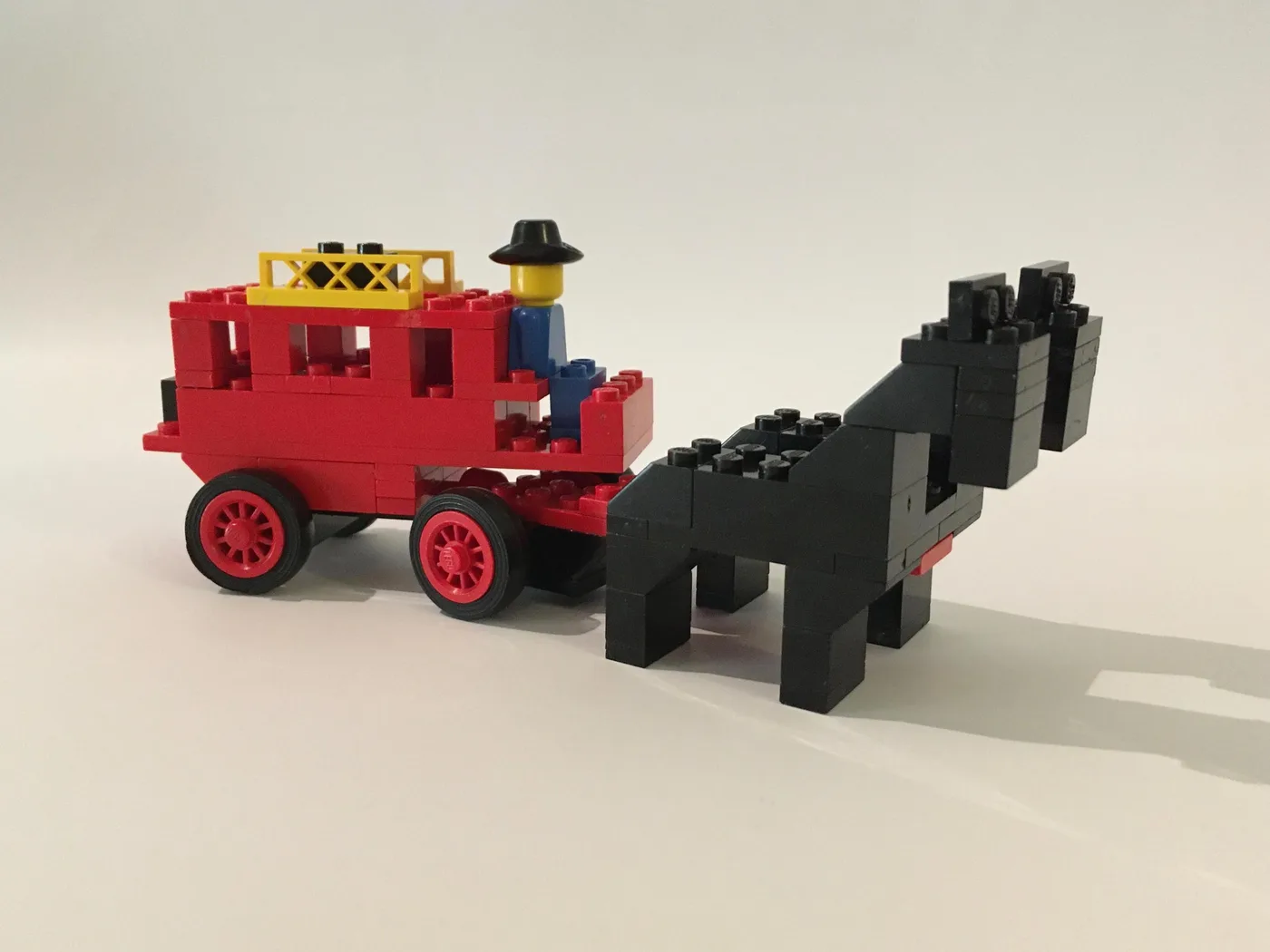 Dans le même style que le LEGO Diligence (697-1) | Brick Broker