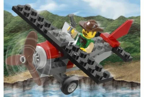 Dans le même style que le LEGO Aigle rouge (7422-2) | Brick Broker