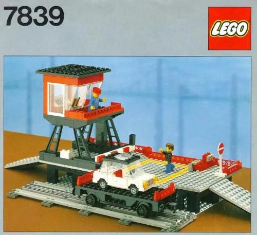 Dans le même style que le LEGO Dépôt de transport de voitures (7839-1) | Brick Broker