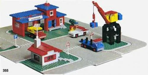 Dans le même style que le LEGO Ensemble Centre-ville avec routes (355-1) | Brick Broker