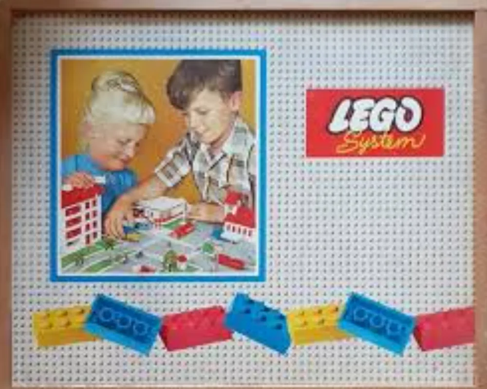 Dans le même style que le LEGO Set LEGO pour la Maternelle (700K-1) | Brick Broker
