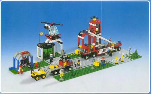 Dans le même style que le LEGO Complexe de super-sauvetage (6464-1) | Brick Broker