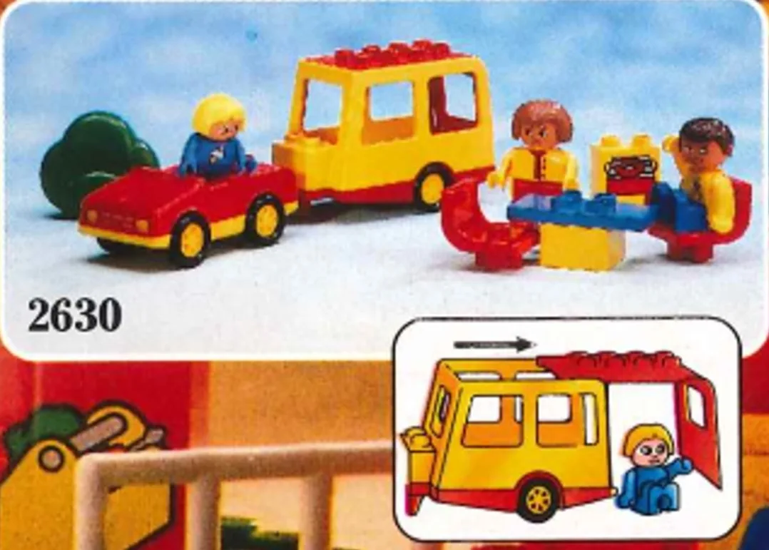 Dans le même style que le LEGO Voiture et Camping-car (2630-2) | Brick Broker