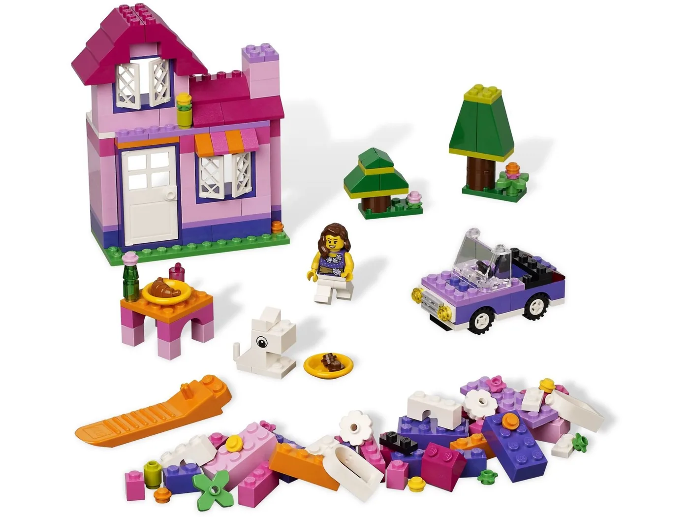 Dans le même style que le LEGO Boîte de briques rose (4625-1) | Brick Broker