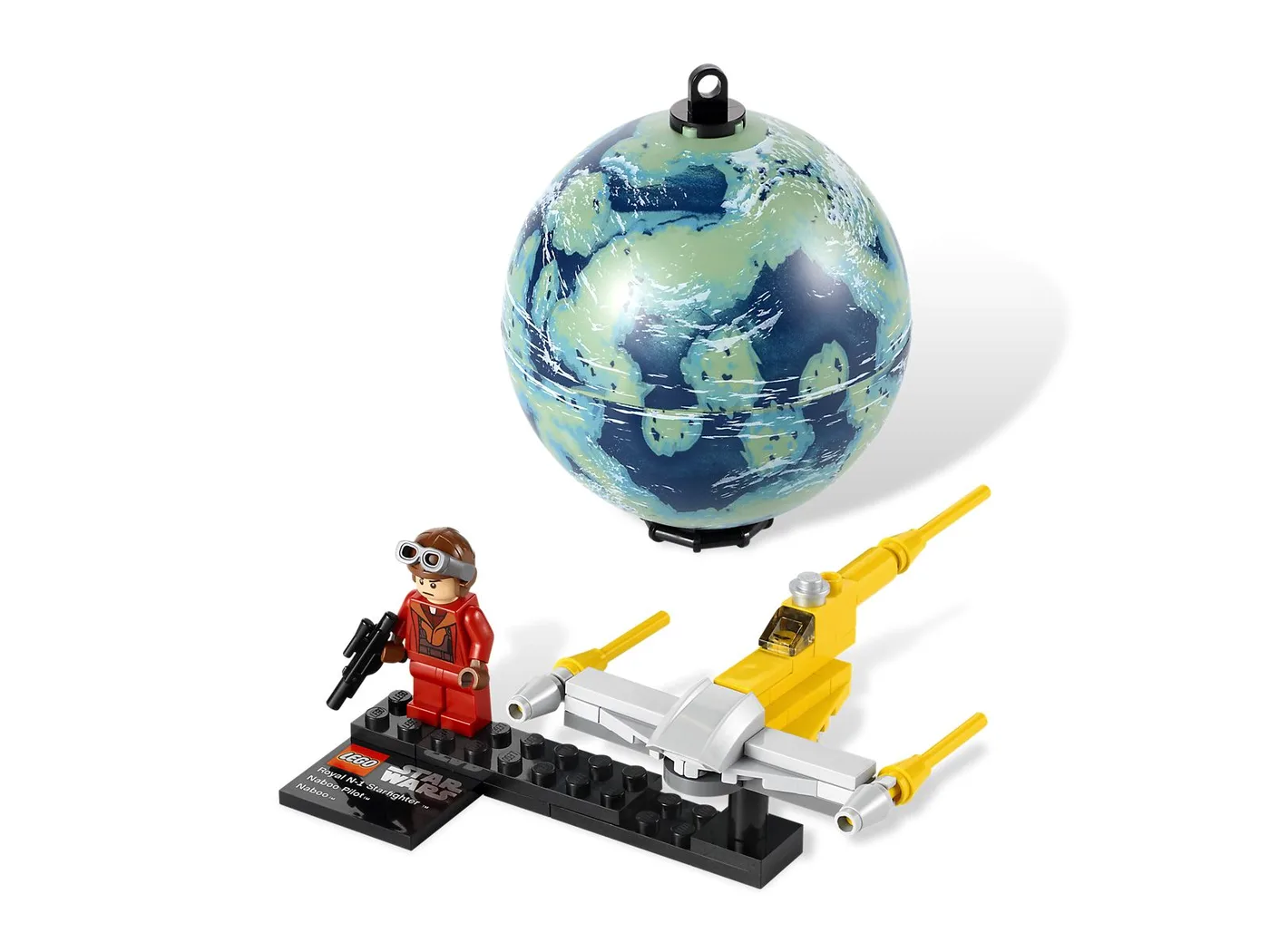 Dans le même style que le LEGO Chasseur Naboo & Naboo (9674-1) | Brick Broker