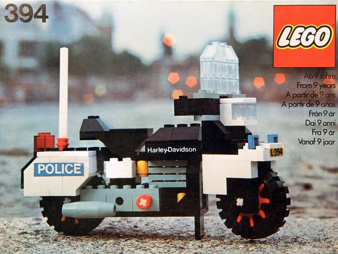 Dans le même style que le LEGO Harley-Davidson 1000 cm³ (394-1) | Brick Broker