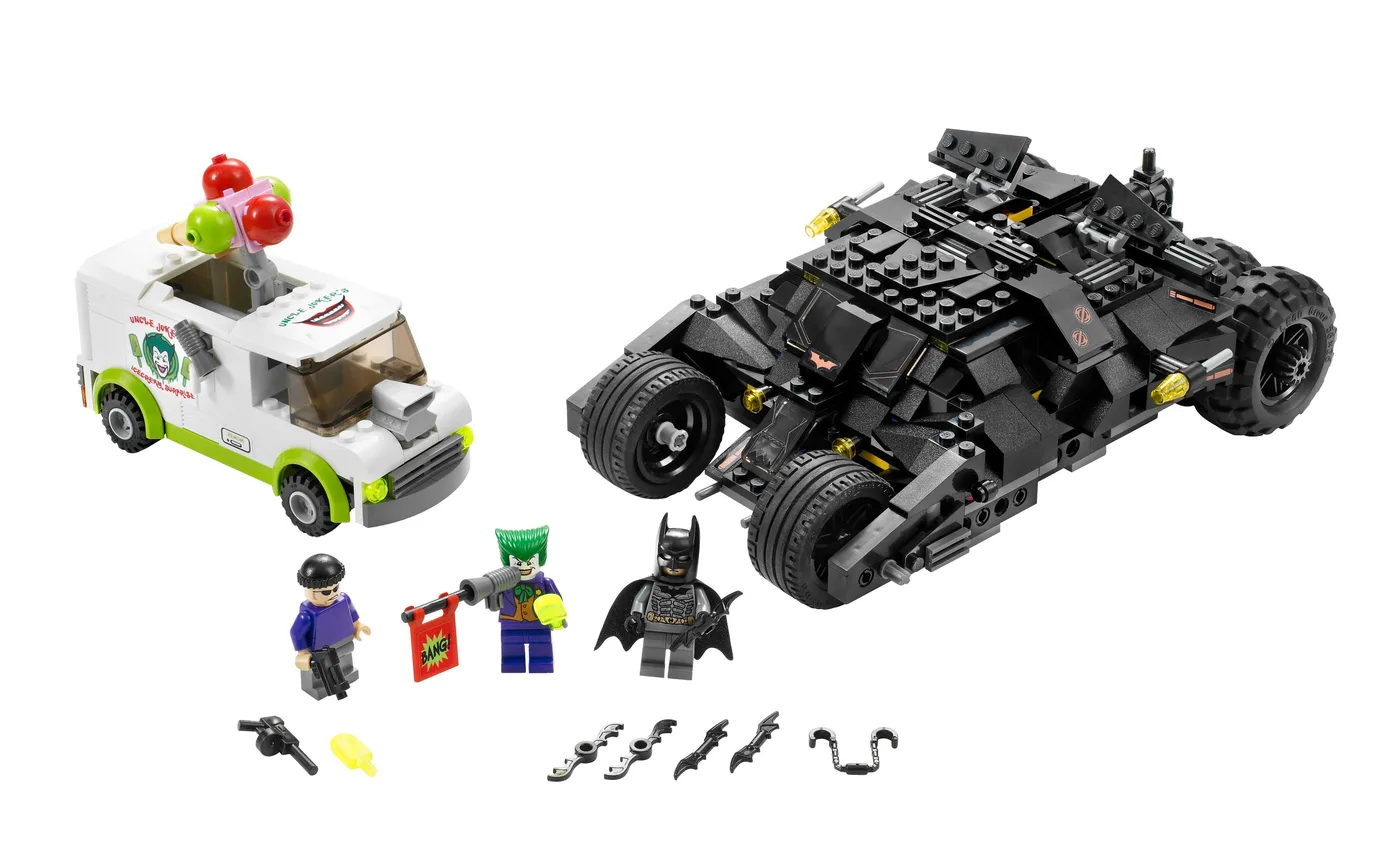 Dans le même style que le LEGO Le Tumbler : Surprise de glace du Joker (7888-1) | Brick Broker