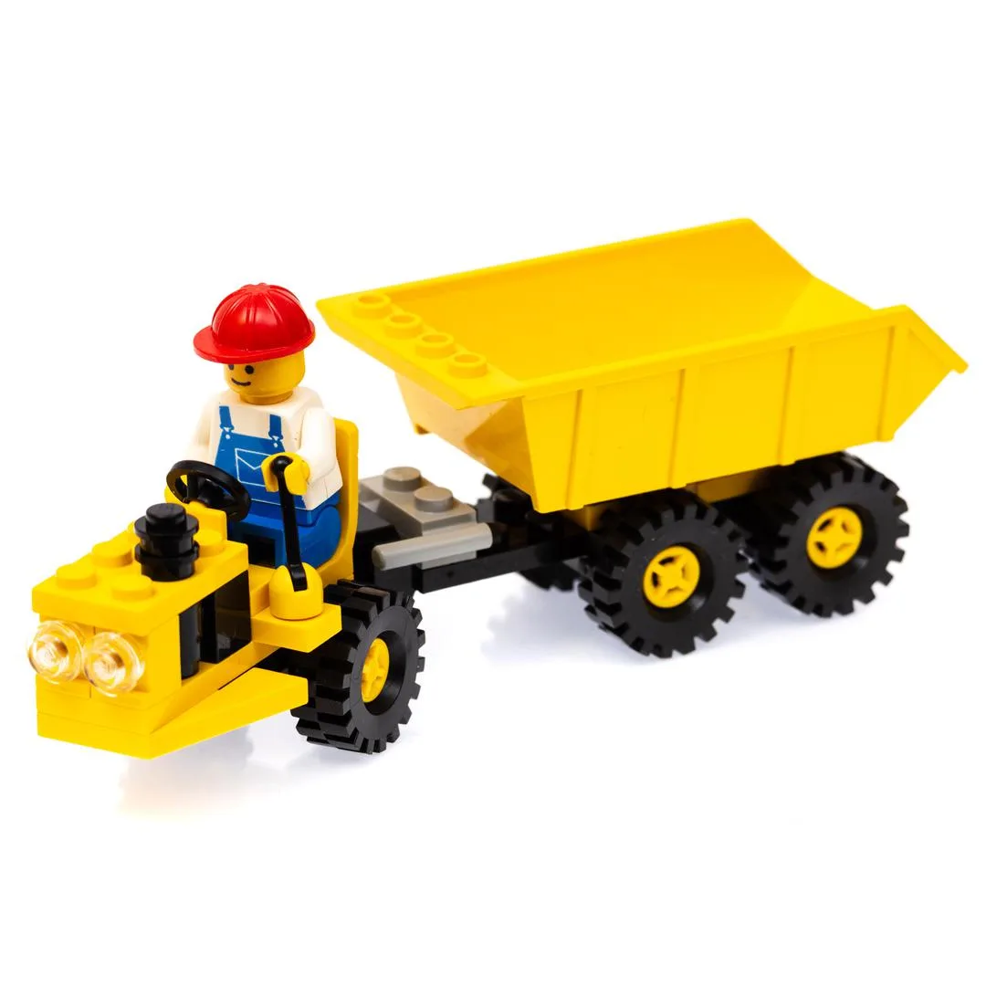 Dans le même style que le LEGO Camion-benne diesel (6532-1) | Brick Broker