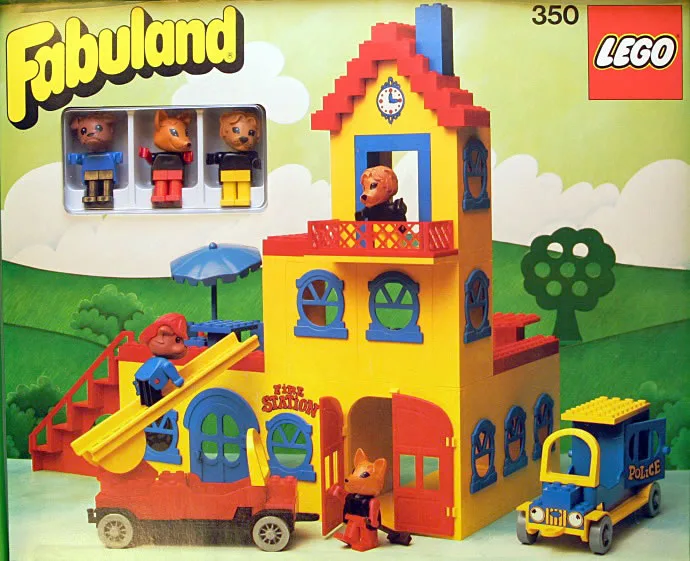 Dans le même style que le LEGO Hôtel de ville (350-3) | Brick Broker