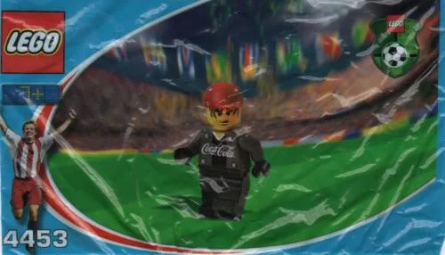 Dans le même style que le LEGO Gardien de but Coca-Cola (4453-1) | Brick Broker
