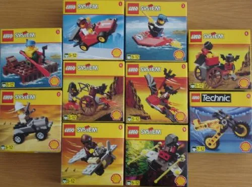 Dans le même style que le LEGO Promotionnel Shell Town 1998 (ensemble complet) (shell98small-1) | Brick Broker