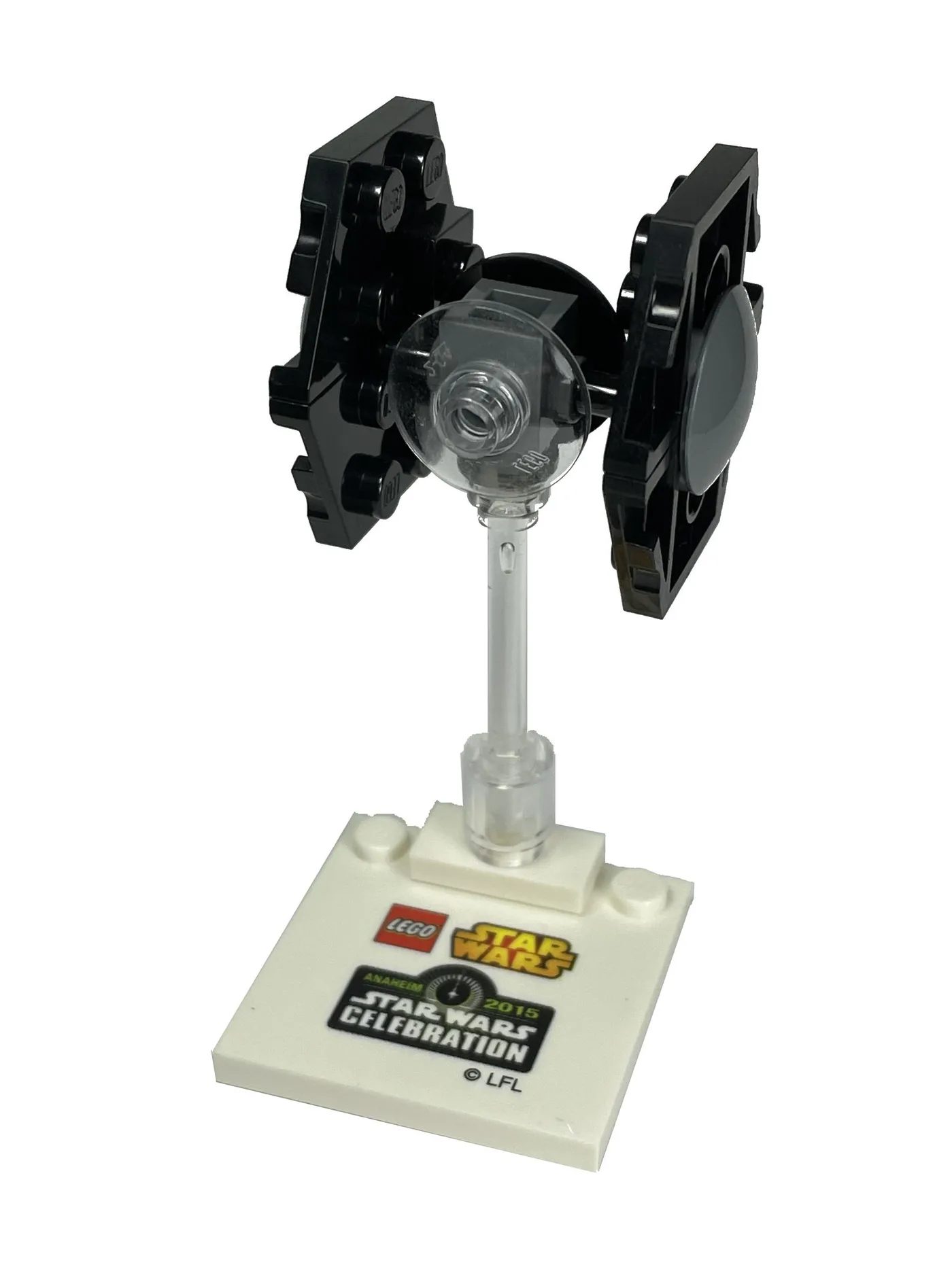 Dans le même style que le LEGO Mini Chasseur TIE (CELEB2015TF-1) | Brick Broker