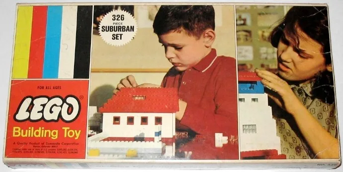 Dans le même style que le LEGO Ensemble Banlieue (326-2) | Brick Broker