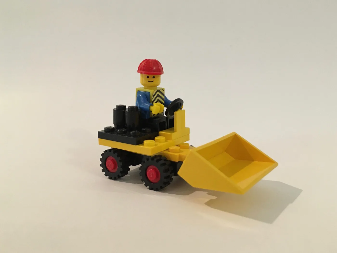 Dans le même style que le LEGO Chargeuse compacte (607-1) | Brick Broker