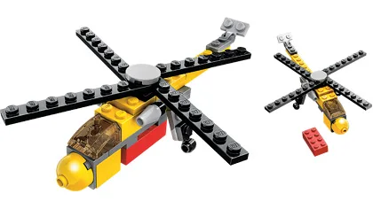 Dans le même style que le LEGO Hélicoptère de Transport (7799-1) | Brick Broker