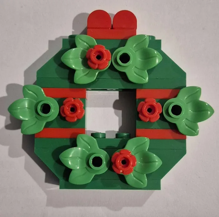 LEGO Couronne (WREATH-1) - prix et où acheter | Brick Broker