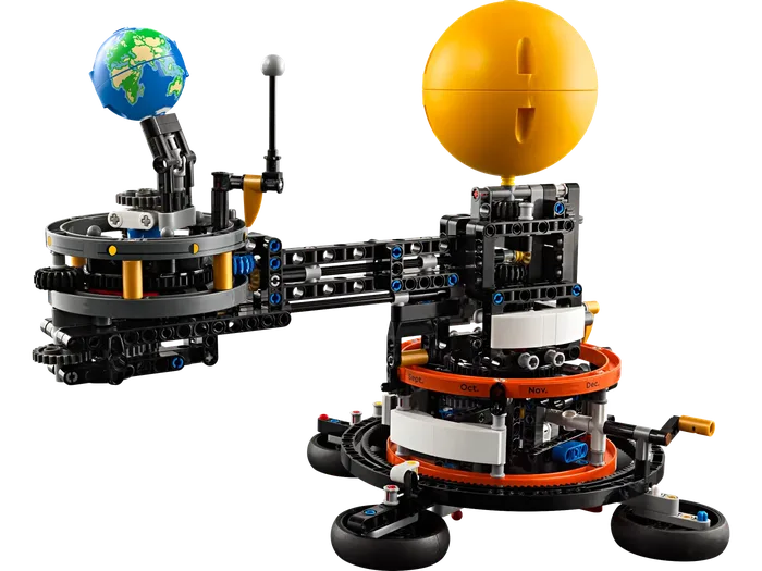 LEGO 42179 La Planète Terre et la Lune en orbite - prix | Brick Broker