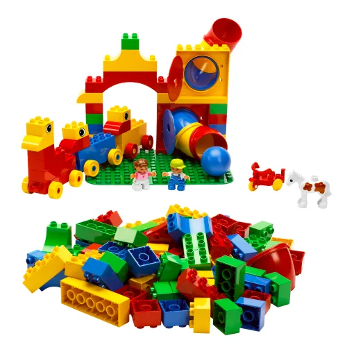 Dans le même style que le LEGO Set de démarrage Deluxe (7792-1) | Brick Broker