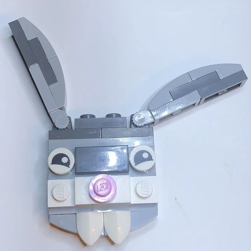 Dans le même style que le LEGO Lapin de Pâques (RABBIT-1) | Brick Broker