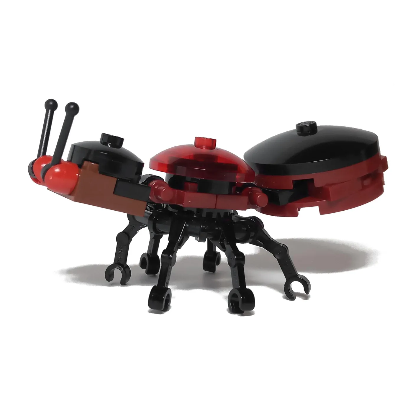 Dans le même style que le LEGO Fourmi de Feu (11943-1) | Brick Broker
