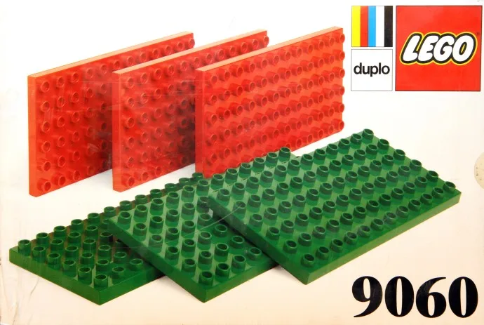 Dans le même style que le LEGO Petites plaques de construction (9060-1) | Brick Broker