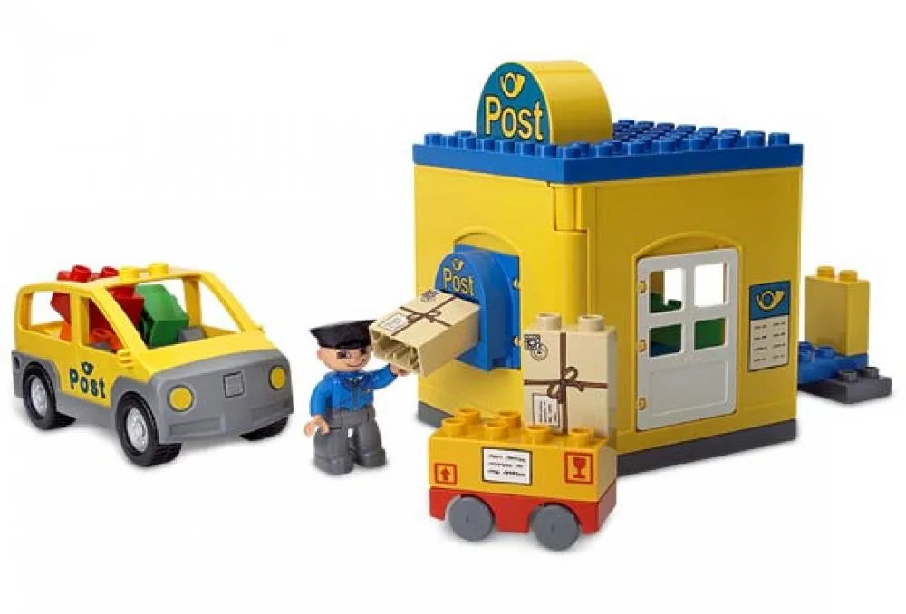 Dans le même style que le LEGO Bureau de poste (4662-1) | Brick Broker